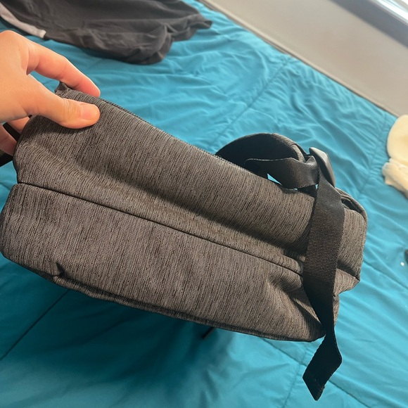 Adult Incase city Backpack - Picture 8 of 8